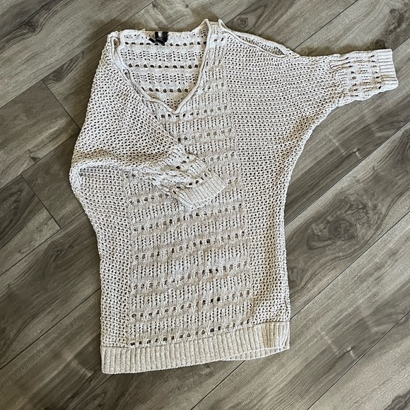 Beige knit guess sweater - Picture 1 of 3